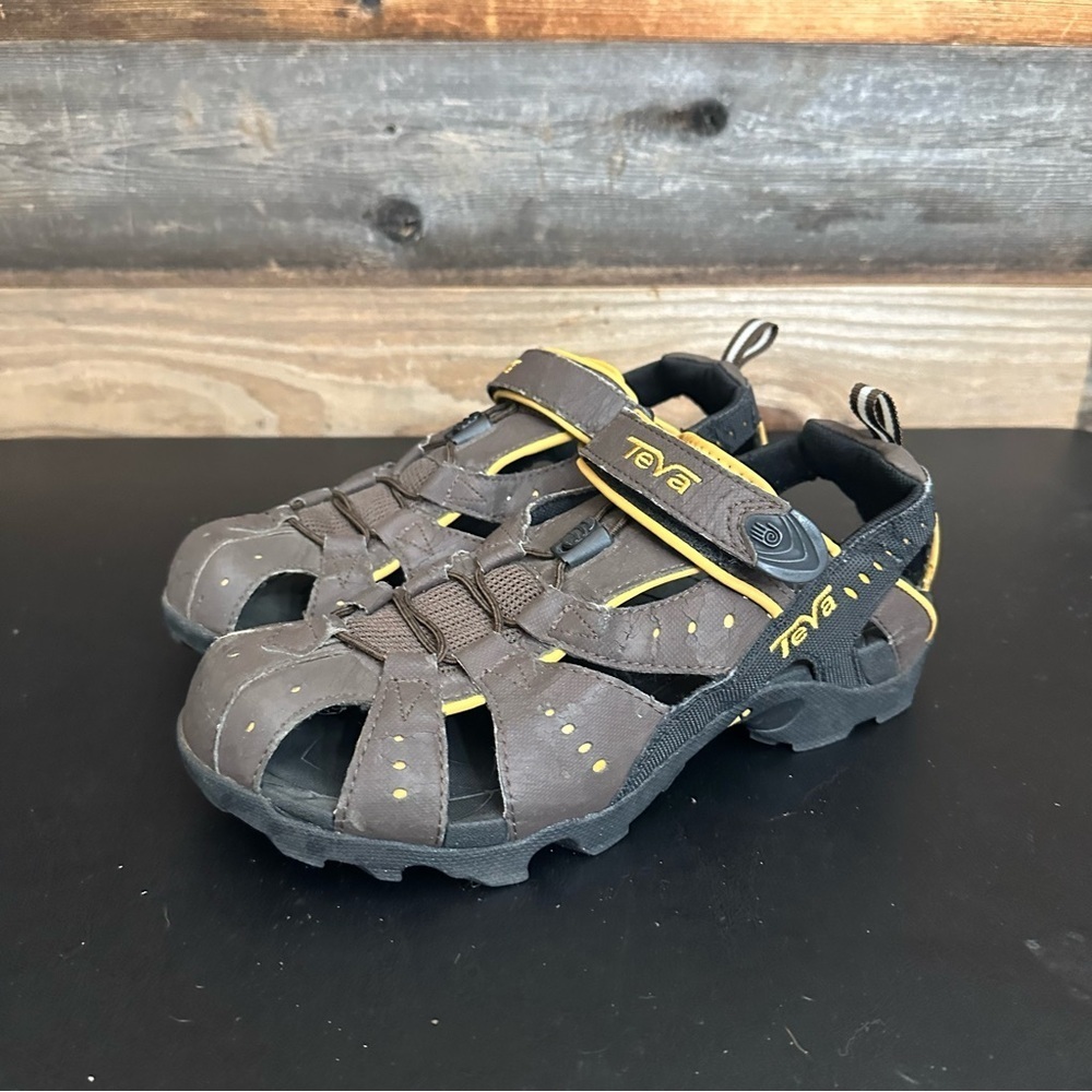 Teva Mens Forebay Brown Fisherman Outdoor Hiking Water Active Sandals Size 9